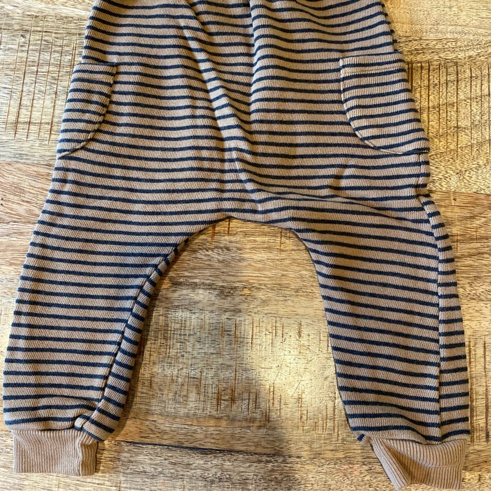 Sweatpants - Picture 4 of 4